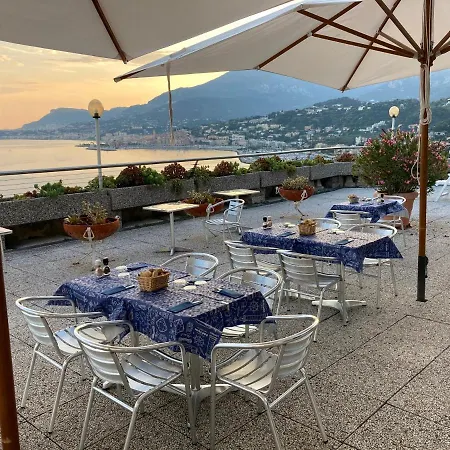 La Casa Blu Grimaldi (Liguria)