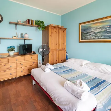 La Casa Blu - Free Parking - Sea View - Free Wifi *