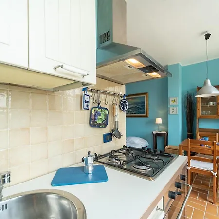 La Casa Blu - Free Parking - Sea View - Free Wifi Apartment