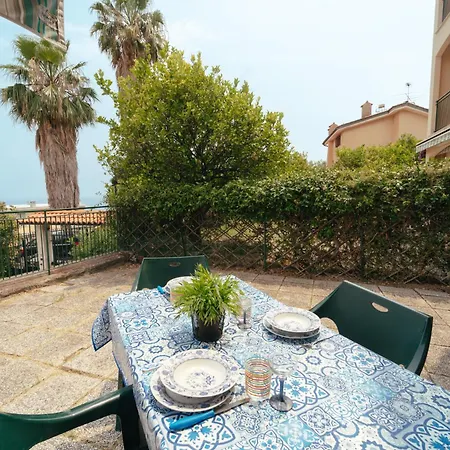 La Casa Blu - Free Parking - Sea View - Free Wifi Apartment
